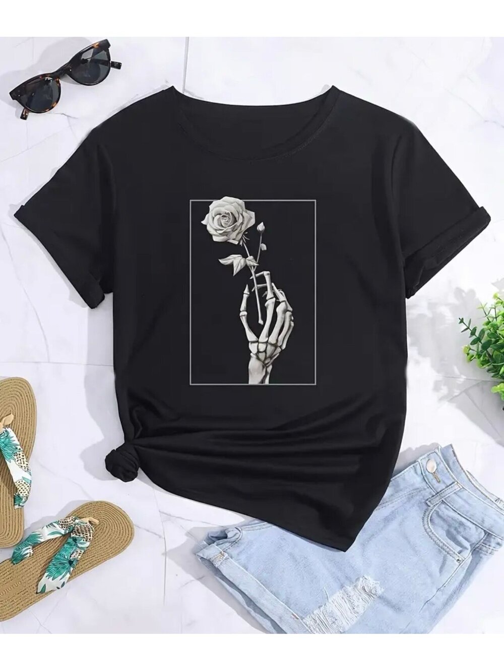 New - Chic - Black T-Shirt with Intricate Hand & Rose Design - Blk/Wht - Size L
